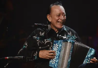 Flaco Jimenez, Grammy-winning, legendary Texas accordionist, dies at 86