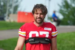Travis Kelce debuts dramatic haircut at Chiefs training camp: ‘We got the dog back’