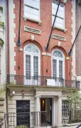 You can buy the Gilded Age former home of the Gucci family, Calvin Klein and Italian ambassadors for $16M