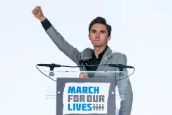 DNC panel votes to void David Hogg’s election to Democratic vice chair 